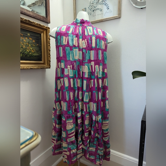 Dress - Picture 2 of 3